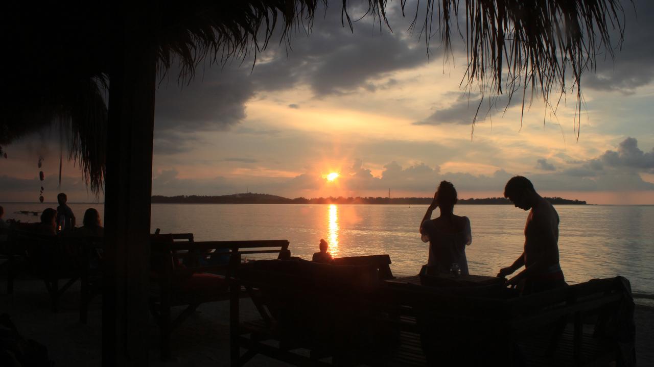 Matahari Bungalow 3 Otel Gili Air Dış mekan fotoğraf