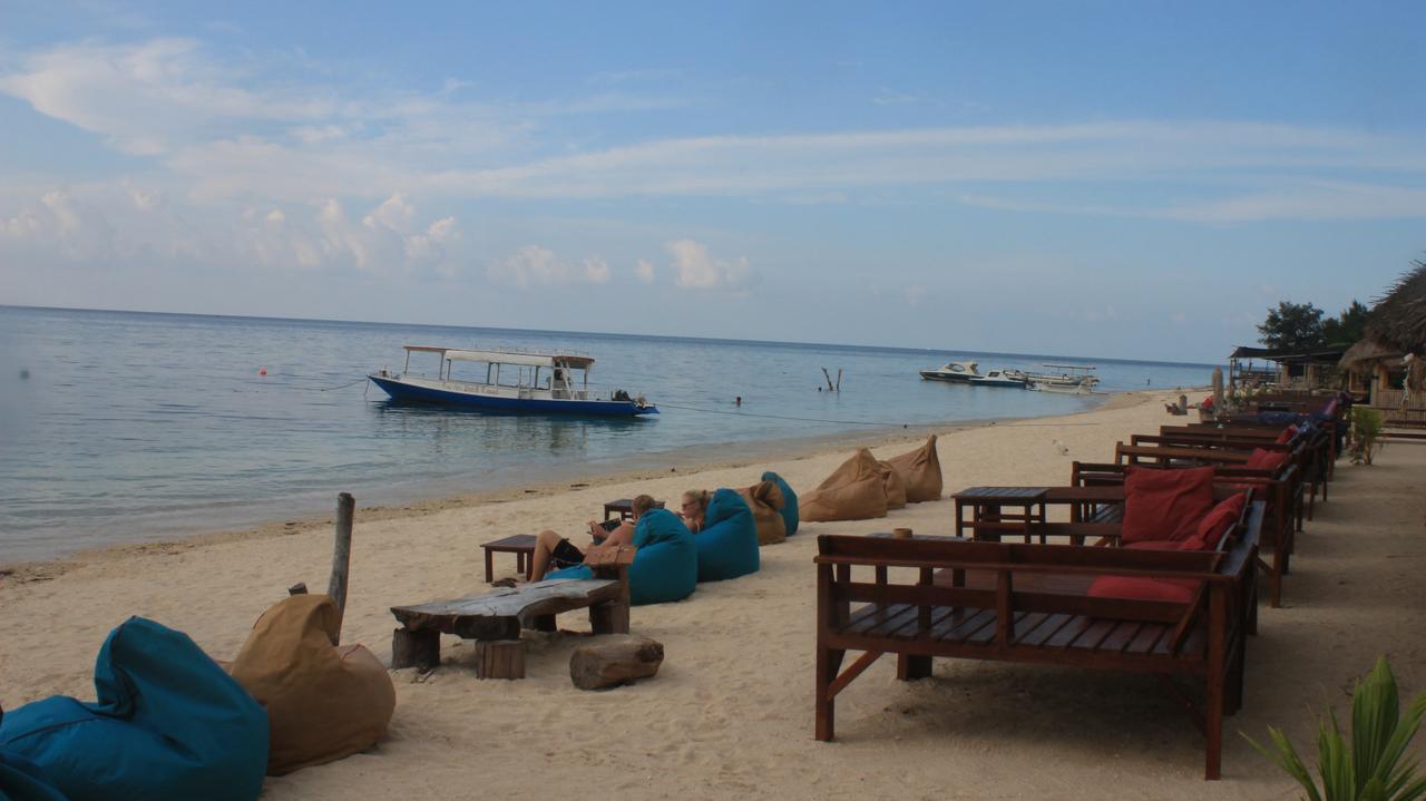 Matahari Bungalow 3 Otel Gili Air Dış mekan fotoğraf